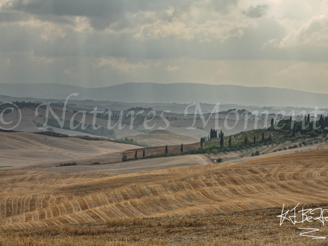 Moody Skies, Crete Senesi