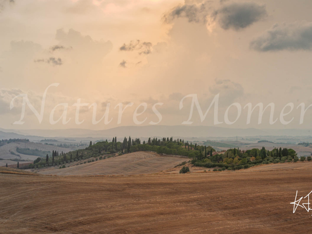 Crete Senesi Golden Light